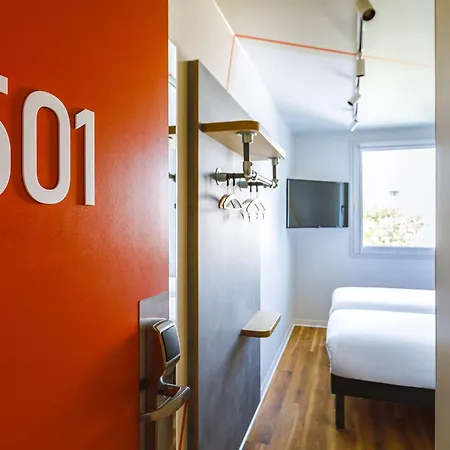 Ibis Budget Lyon Villeurbanne Exterior photo